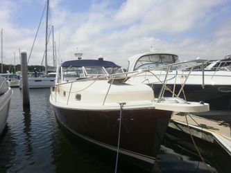 34' Mainship 2004