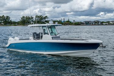 33' Boston Whaler 2023