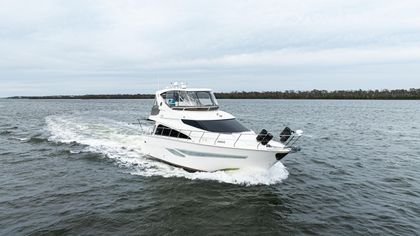 52' Marquis 2008