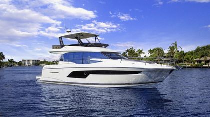 52' Prestige 2022