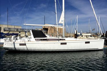 47' Beneteau 2014 Yacht For Sale