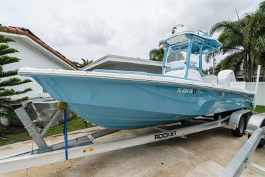 24' Everglades 2021