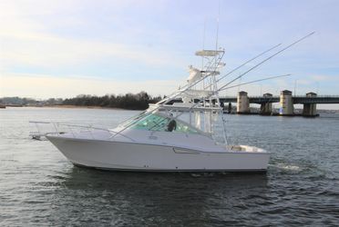 35' Cabo 2004