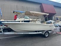 Scout 195 Sport Dorado
