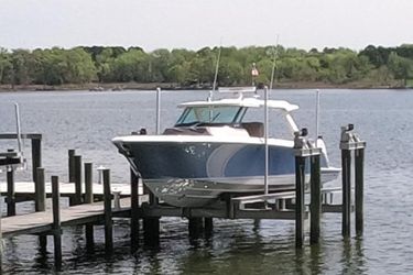 44' Tiara Yachts 2024