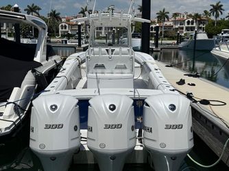 34' Regulator 2013