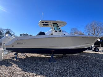 28' Boston Whaler 2022