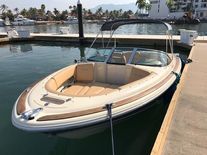 Chris-Craft Launch 22