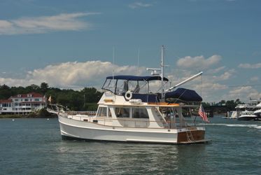 42' Grand Banks 2000