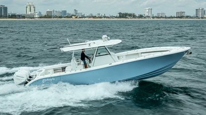 39' Yellowfin 2018