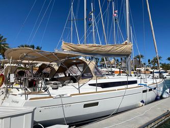 51' Jeanneau 2017 Yacht For Sale