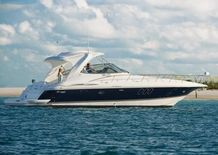 Cruisers Yachts 460 Express