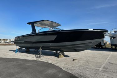32' Aviara 2023