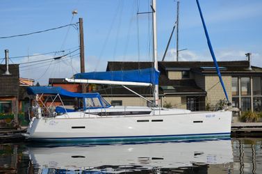 40' Jeanneau 2012