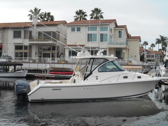 32' Pursuit 2009