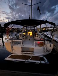 38' Beneteau 2019
