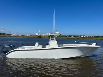 32' Yellowfin 2015