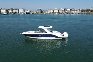 33' Sea Ray 2019