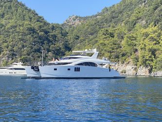 70' Sunreef 2021
