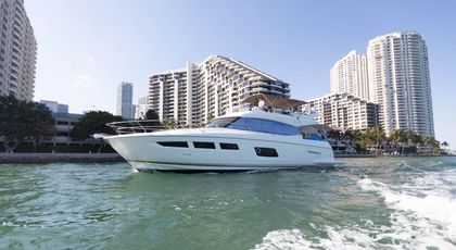 55' Prestige 2014 Yacht For Sale
