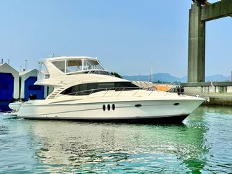 52' Silverton 2009