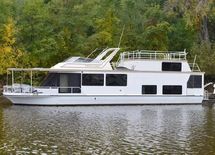 Skipperliner Houseboat