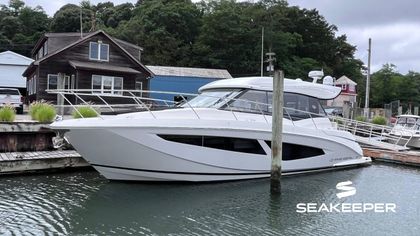 42' Regal 2022