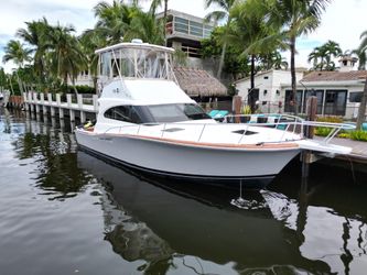 38' Luhrs 1998