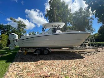 28' Twin Vee 2023