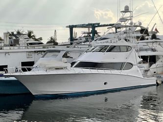 80' Hatteras 2008