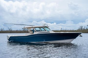 45' Grady-White 2020