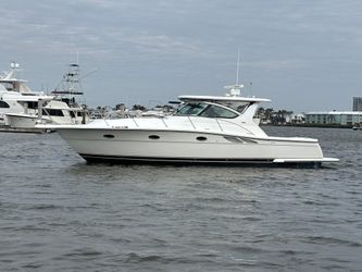 38' Tiara Yachts 2005