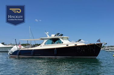 35' Hinckley 2024