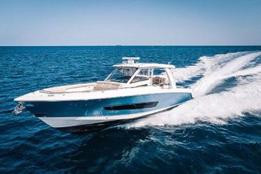 42' Boston Whaler 2017