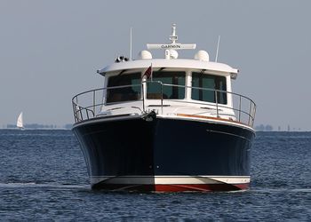 48' Sabre 2017