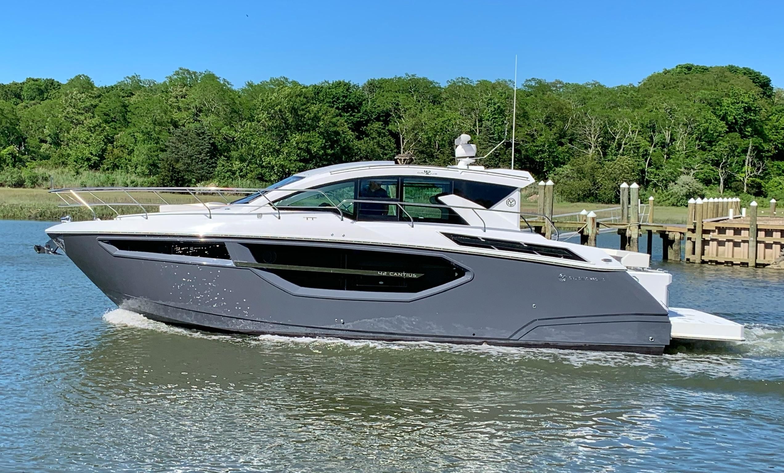 cruiser yachts 42 cantius for sale