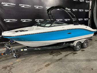 Sea Ray SPX 210