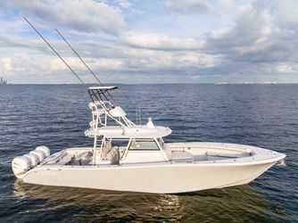 42' Yellowfin 2022